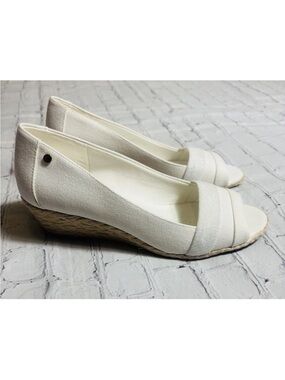 Aubrey Lynn Patricey Wedge Pump 8.5 M Shoes Canvas White Glitter Vacation Resort